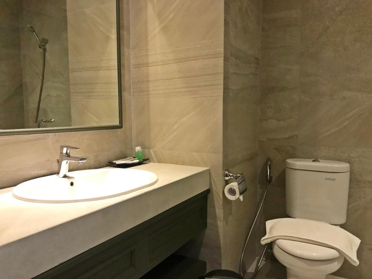 Hotel Shalva Джакарта Экстерьер фото