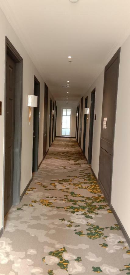 Hotel Shalva Джакарта Экстерьер фото